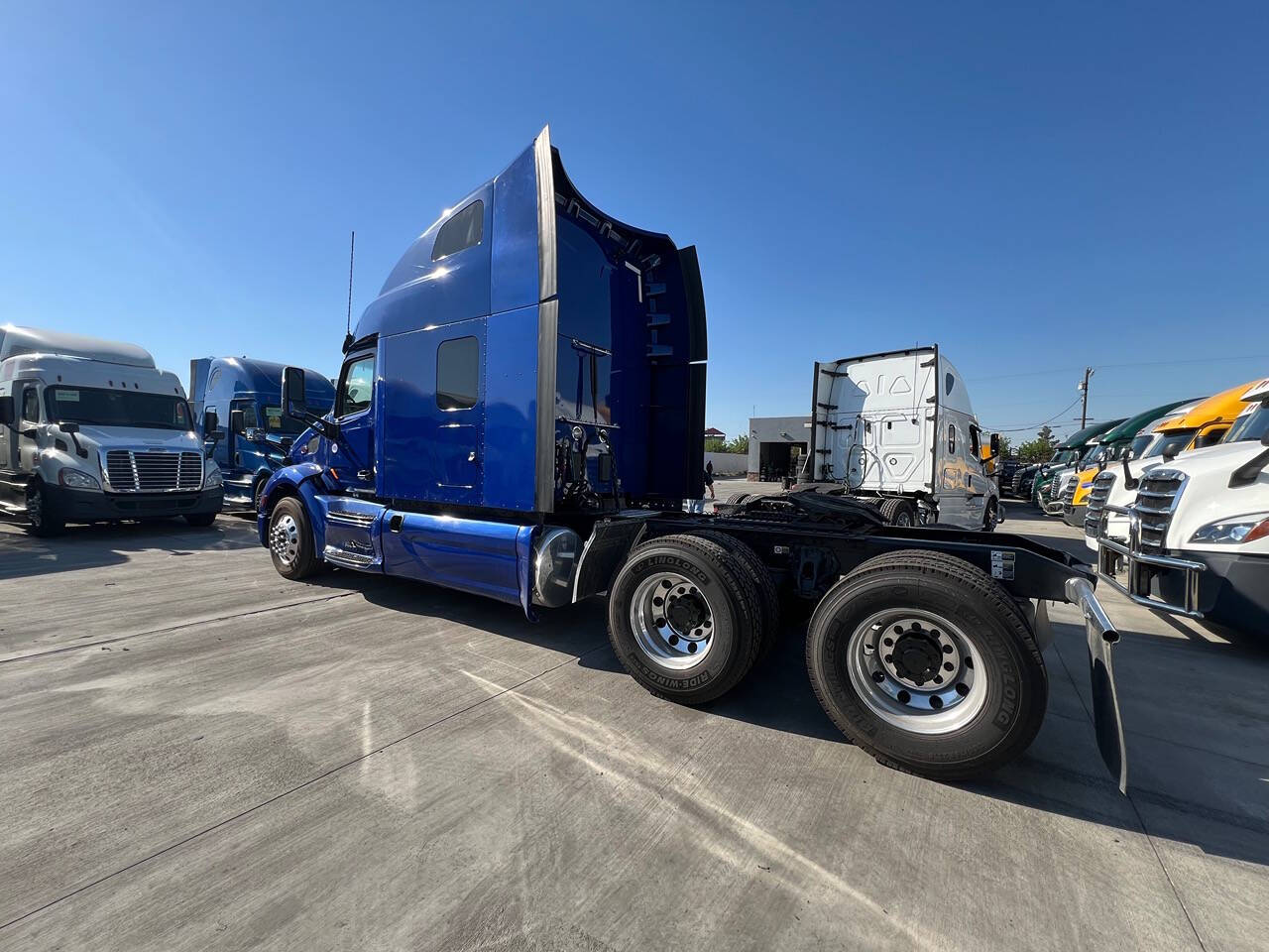 2019 Peterbilt 579 for sale at KING TRUCK TRAILER SALES in Bakersfield, CA