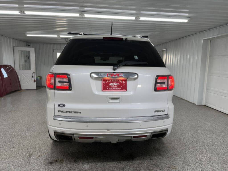 2016 GMC Acadia Denali