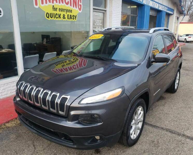 2017 Jeep Cherokee for sale at AutoMotion Sales in Franklin OH