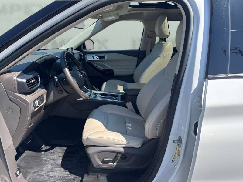 2021 Ford Explorer Platinum