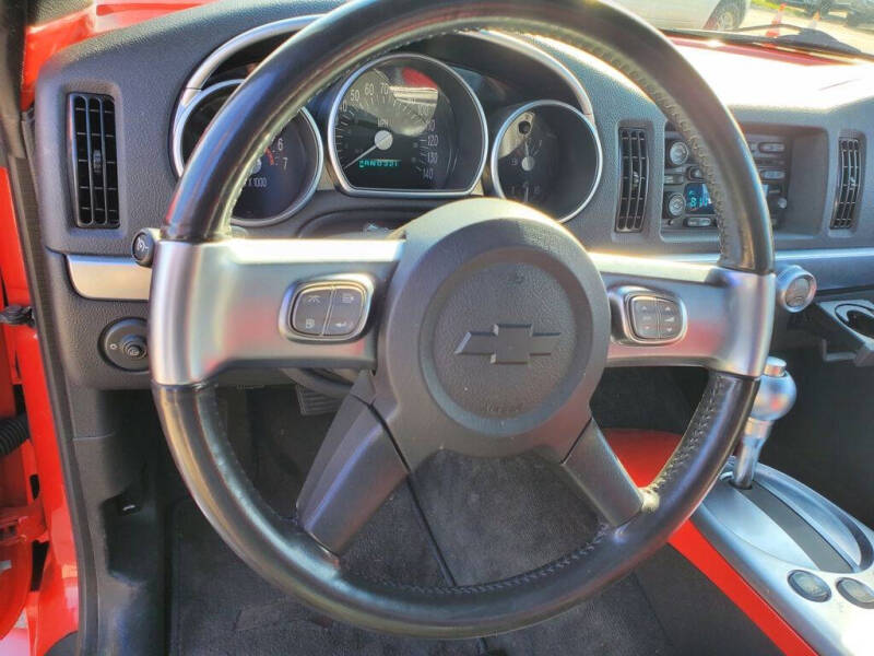 2004 Chevrolet SSR LS