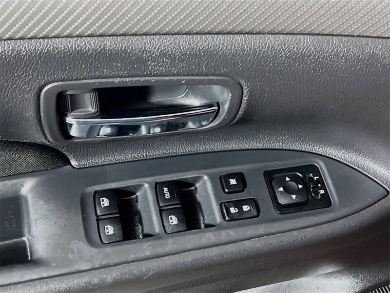 2018 Mitsubishi Outlander SE