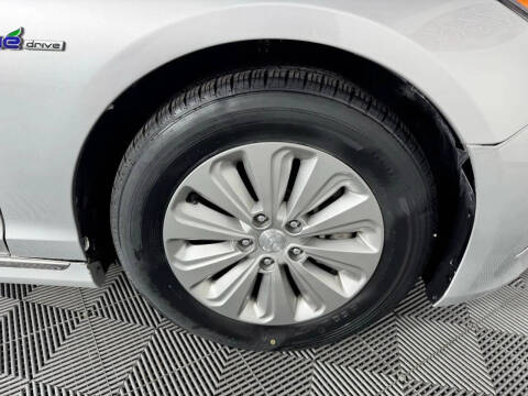 2016 Hyundai Sonata Hybrid SE