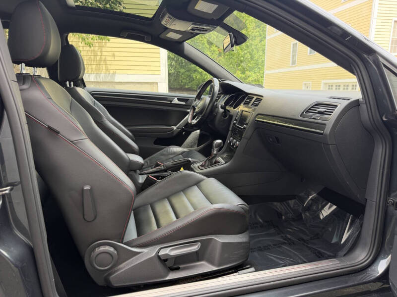 2016 Volkswagen Golf GTI SE
