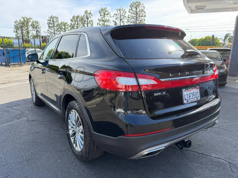 2016 Lincoln MKX Select