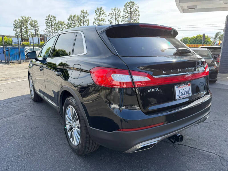 2016 Lincoln MKX Select