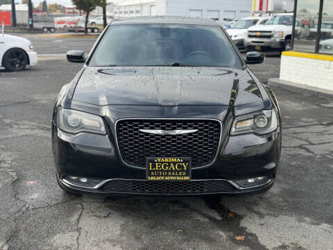 2019 Chrysler 300 S