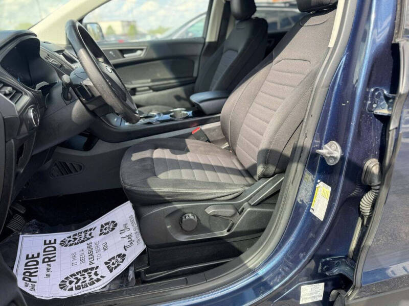 2017 Ford Edge SE