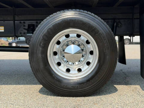2020 Hino 268A