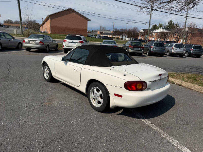 1999 Mazda MX-5 Miata