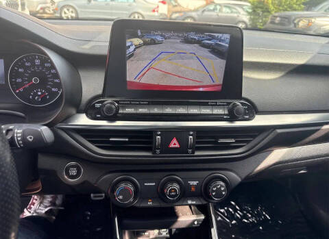 2020 Kia Forte GT Line