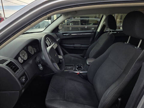 2009 Chrysler 300 LX