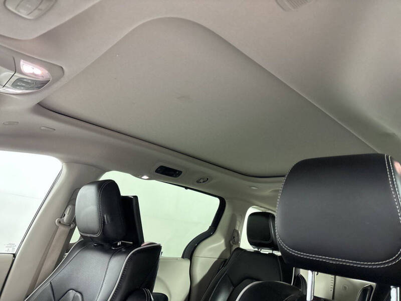 2022 Chrysler Pacifica Hybrid Limited