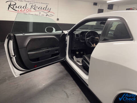 2014 Dodge Challenger SRT8