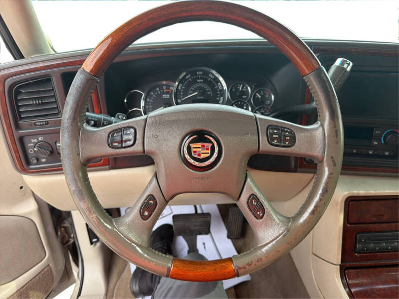 2005 Cadillac Escalade