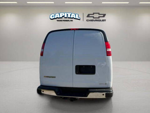 2025 Chevrolet Express 2500