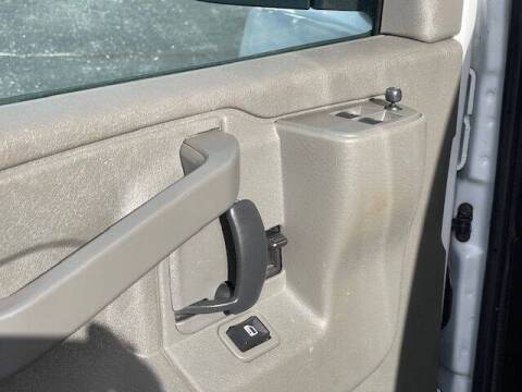 2022 Chevrolet Express 2500