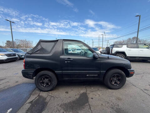 2002 Chevrolet Tracker