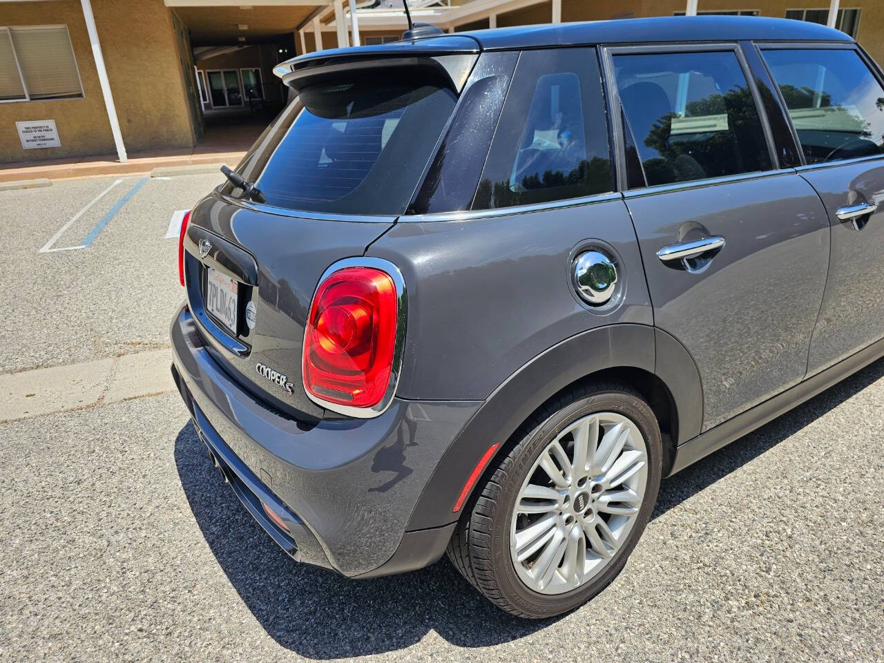 2015 MINI Hardtop 4 Door 27