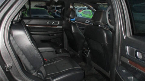 2017 Ford Explorer Platinum