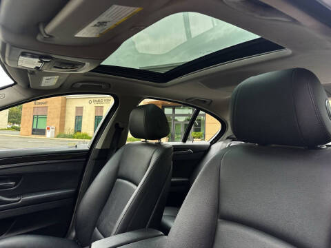 2016 BMW 5 Series 528i