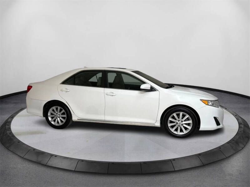 2014 Toyota Camry XLE V6