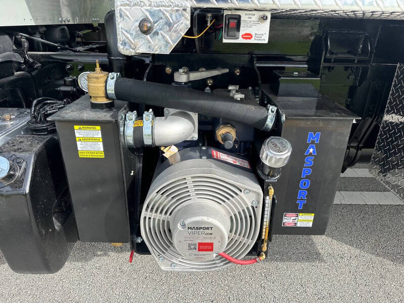 2014 Freightliner M2 106