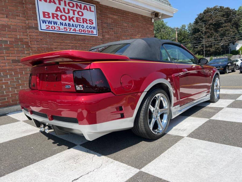 2004 Ford Mustang GT Deluxe
