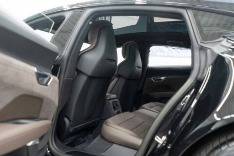 2023 Audi e-tron GT quattro Premium Plus