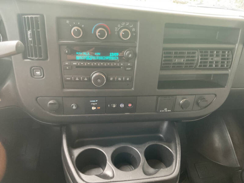 2017 Chevrolet Express LT 3500