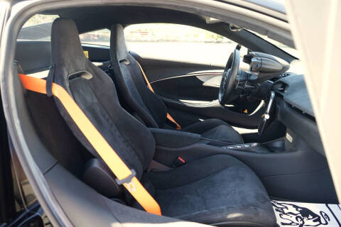 2023 McLaren Artura