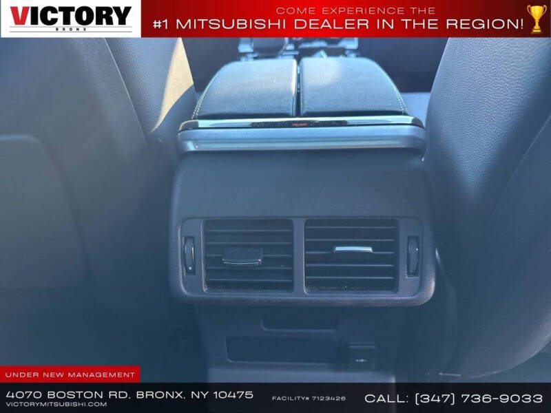 2022 Land Rover Range Rover Velar P250 R-Dynamic S