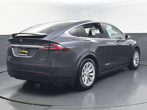 2017 Tesla Model X 75D