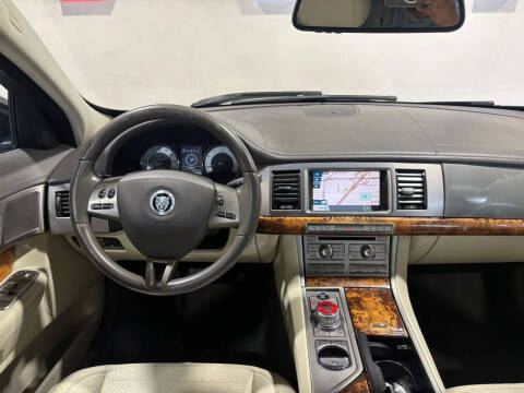 2010 Jaguar XF Premium