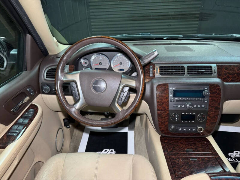 2007 GMC Yukon Denali