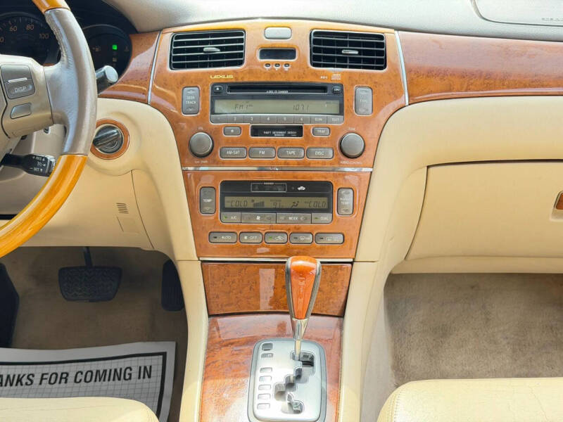 2005 Lexus ES 330