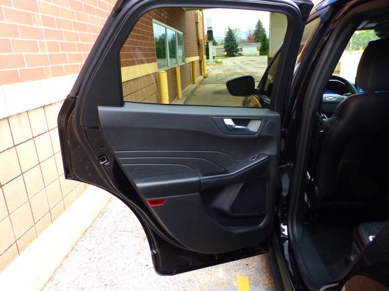 2024 Ford Escape ST-Line Elite