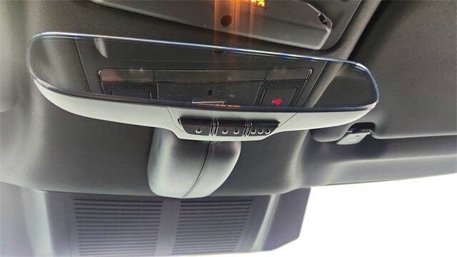 2023 Land Rover Defender 90 75th Anniversary Edition