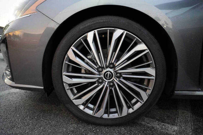 2023 Nissan Altima 2.5 SL