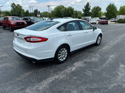 2015 Ford Fusion S