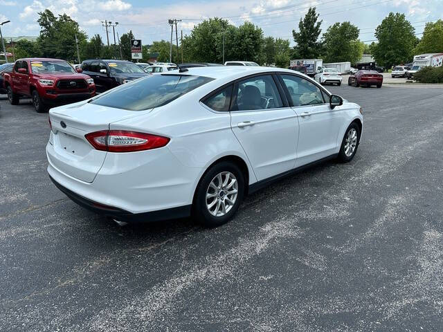 2015 Ford Fusion S