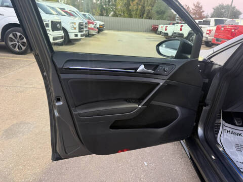 2018 Volkswagen Golf R 4Motion