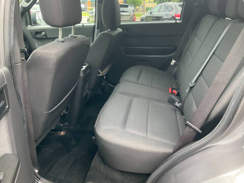 2011 Ford Escape XLT