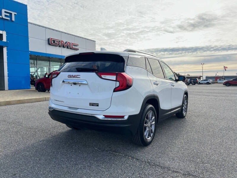 2023 GMC Terrain SLT