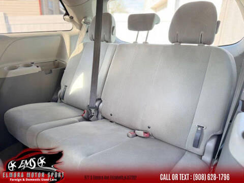 2012 Toyota Sienna Base 7-Passenger