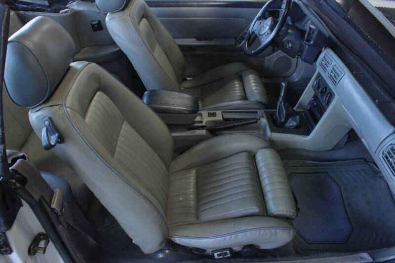 1987 Ford Mustang GT