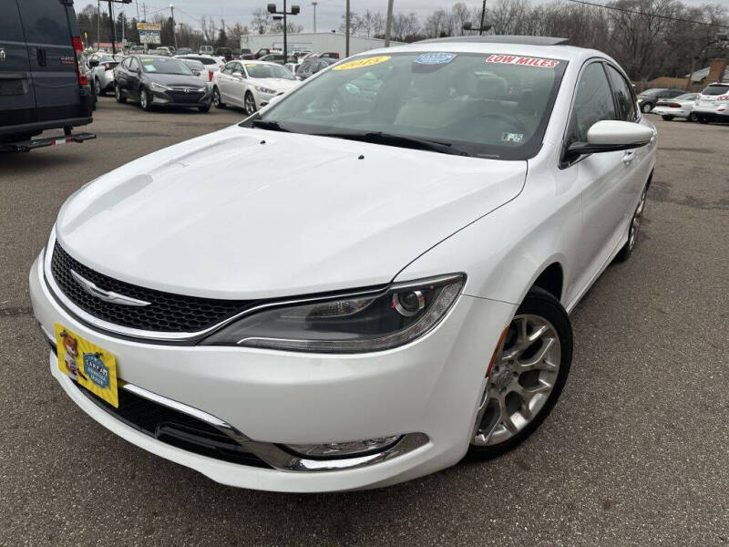 2015 Chrysler 200 C photo 2