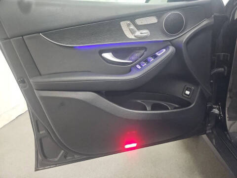 2021 Mercedes-Benz GLC GLC 300