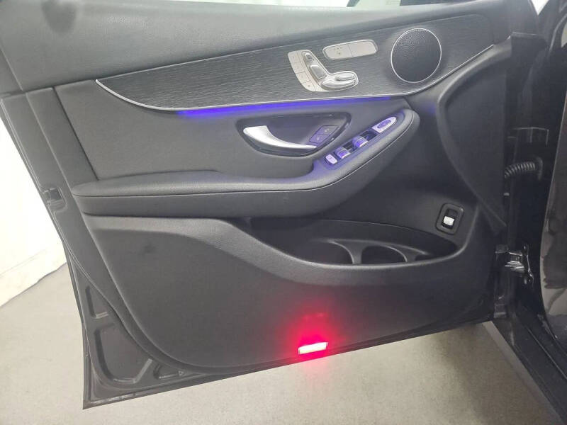 2021 Mercedes-Benz GLC GLC 300