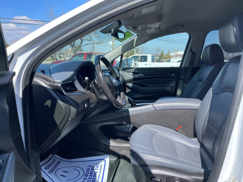 2020 Buick Enclave Essence